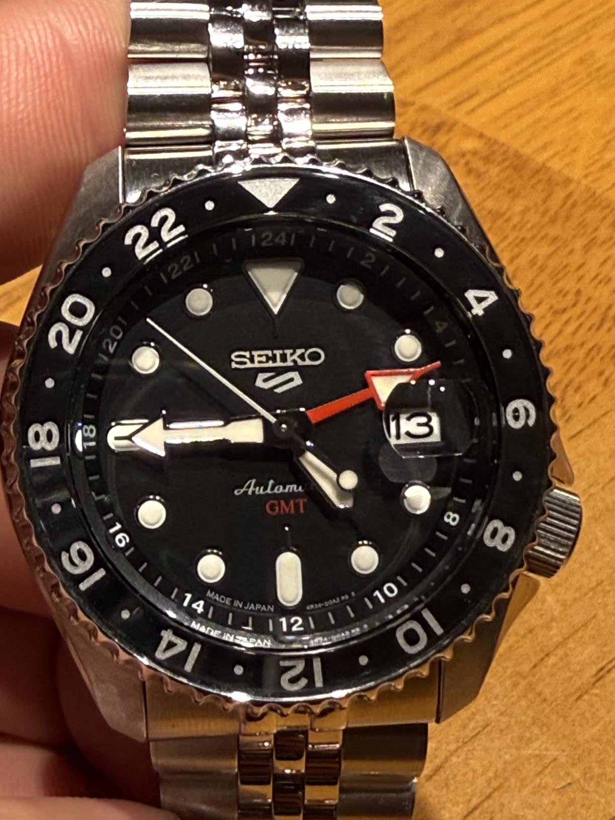 SEIKO SSK001 Automatic Watch for Men - 5 -Sports - Black Dial with Date Calendar and Luminous Hands & Markers and Black & Gray GMT Bezel, 100m Water-Resistant customer photo 1
