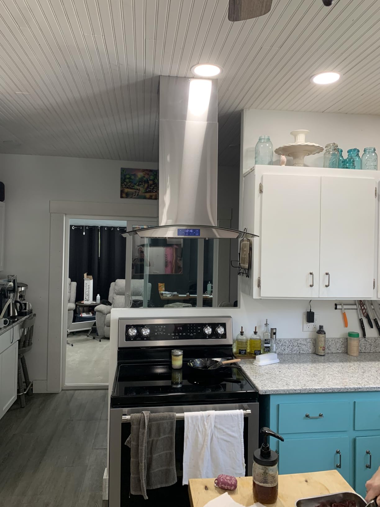 JOEAONZ Island Range Hood 30 Inch 700 CFM Gesture & Touch Control Ceiling Mount Stainless Steel Kitchen Vent Hood, Ducted/Ductless Convertible, 3-speed Ventilation Fan customer photo 1