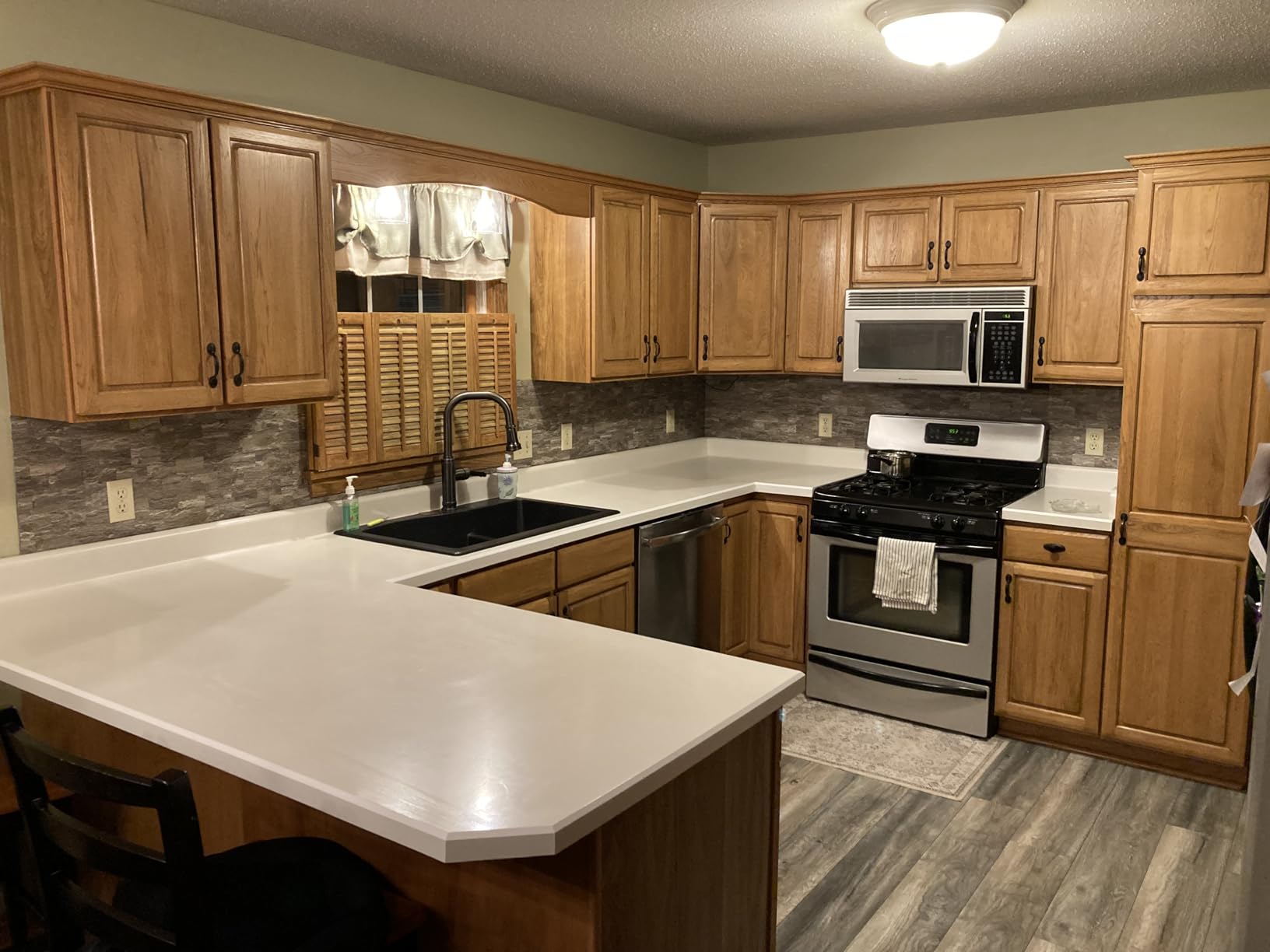 DICOFUN 10-Sheet Polished White Thick PVC Peel and Stick Backsplash, Ceramic Look Subway Tile customer photo 2