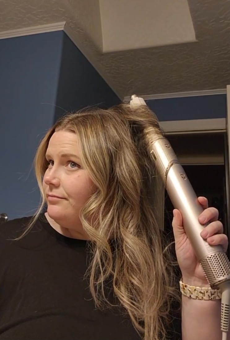 Shark FlexStyle, Air Multi-Styler & Drying System, Diffuser, Stone, HD435 | No Heat Damage, One Twist between Dryer & Styler, 4 Heat/3 Airflow Settings, Cool Shot customer photo 2