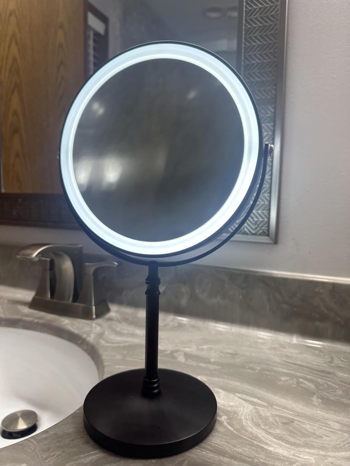 DEIOVWXS Makeup Mirror, Rechargeable Vanity Mirror with 3 Lights, 1X/10X | Adjustable Brightness, 3000mAh, Double-Sided, Gift for Mom, Women, Wife, Girls, Dorm Room Essential customer photo 2