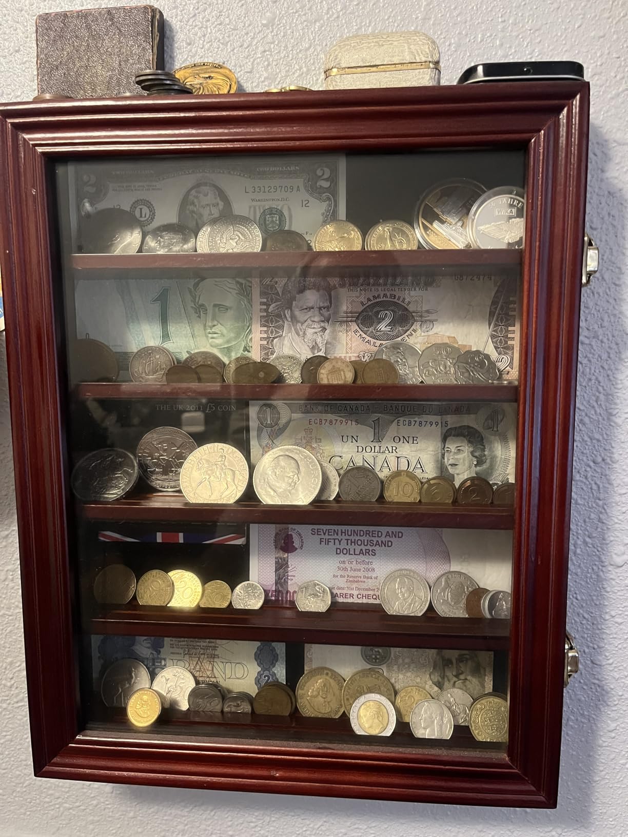 ASmileIndeep Military Challenge Coin Display Case Holder with HD Toughened Glass and Wall Mount, Wooden Coin Stand Rack with Removable 2 Grooves Shelves for Poker Chips Collectibles, Black customer photo 1