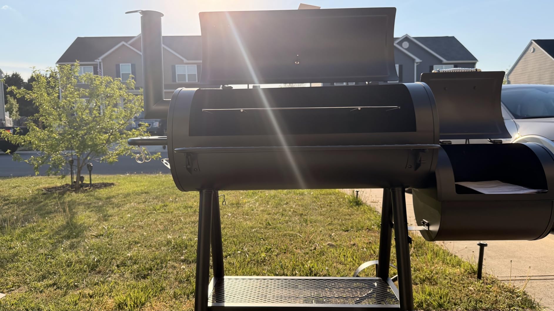 Sophia & William Charcoal Grills with Smoker Large 941 SQ.IN. Cooking Area | Outdoor Barrel Offset Smoker Grills Heavy-Duty, Barbecue Grill & Smoker Combo customer photo 2