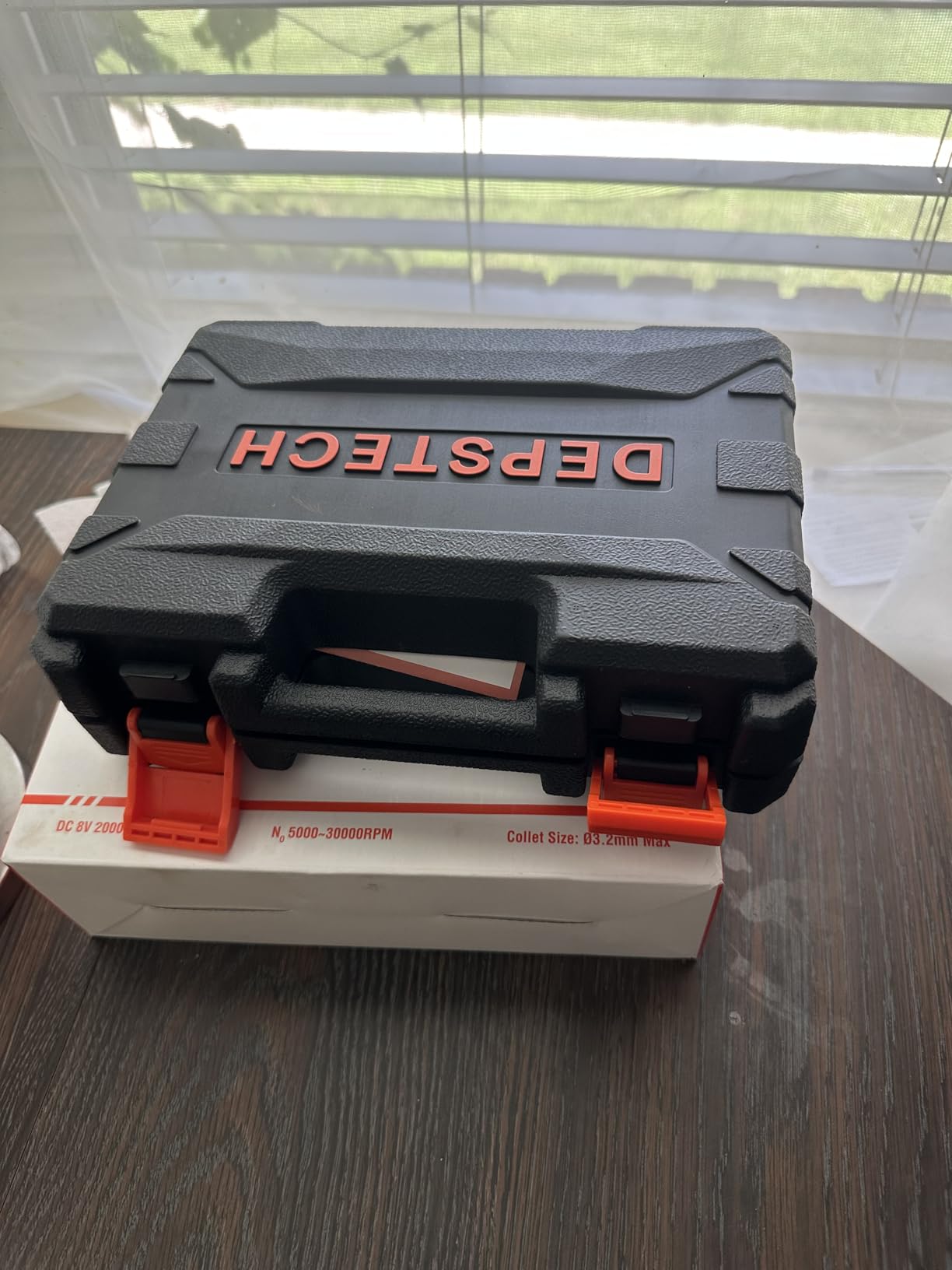 DEPSTECH Cordless Rotary Tool Kit, 8V 2.0Ah Rechargeable Battery, 30000RPM | 127Pcs Accessories, 5 Variable Speed Power Carving Tools customer photo 1