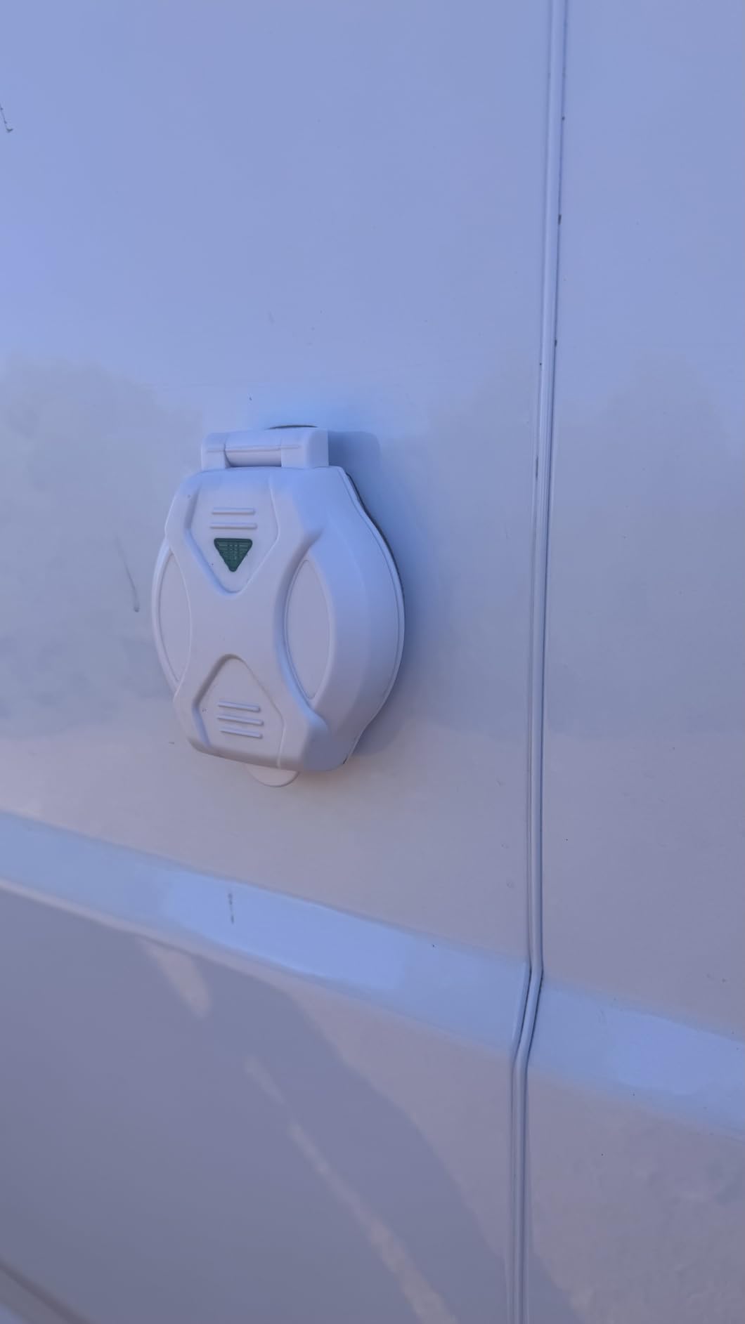 True Mods 30A Inlet Shore Power Supply 30 Amp Receptacle Plug for RV Camper Van Boat Trailer Marine [NEMA L5-30P Male 125V] [Twist-Lock] [Low-Profile] [LED Light Indicator] [Waterproof] [ETL] - White customer photo 1