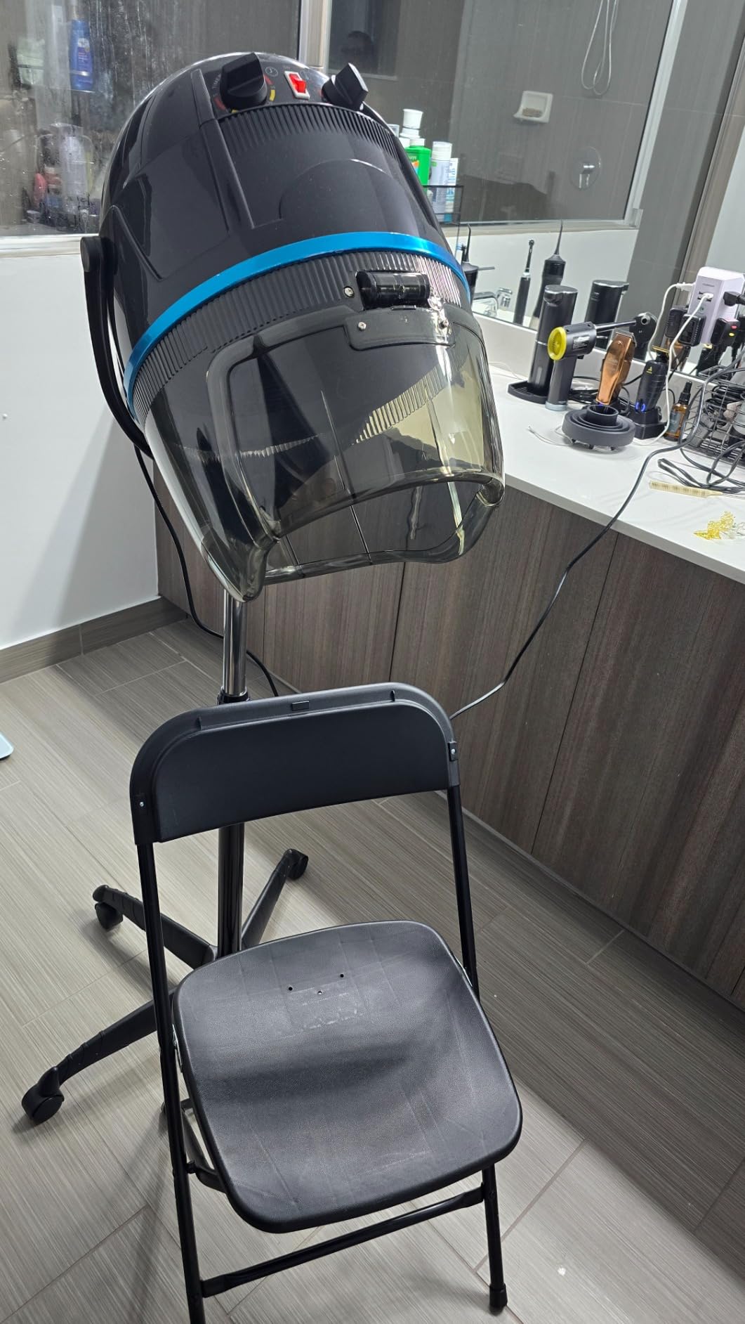 Beautystyle Porfessional Hooded Hair Dryer on Wheels - Portable Salon Stand with Hood customer photo 1