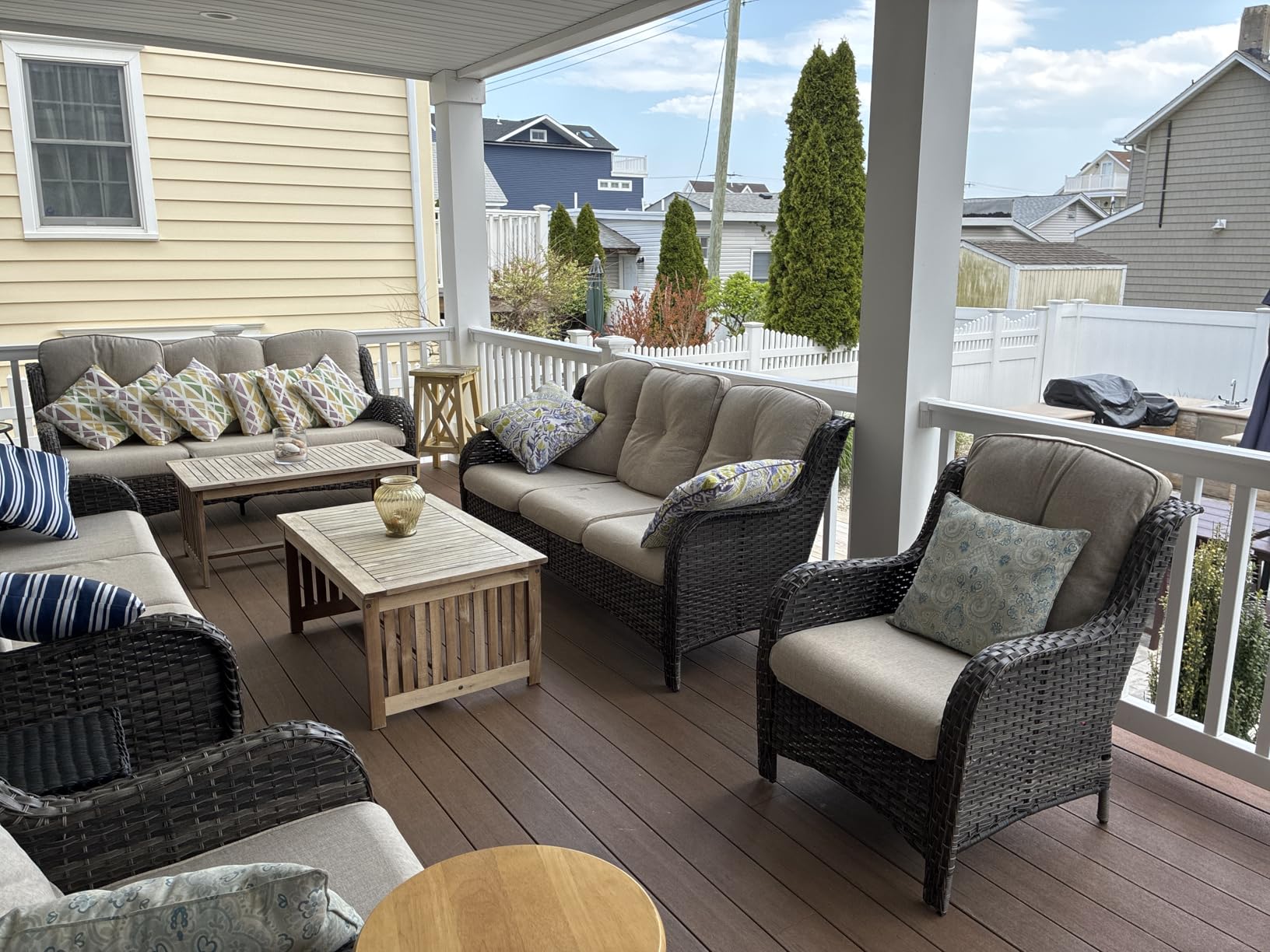 Joyside Outdoor Patio Couch, 3 Seater Outdoor Wicker Sofa with High Back, Deep Seating, Wide Armrest, Thickened Cushions, Patio Sofa for Deck, Porch Use customer photo 1