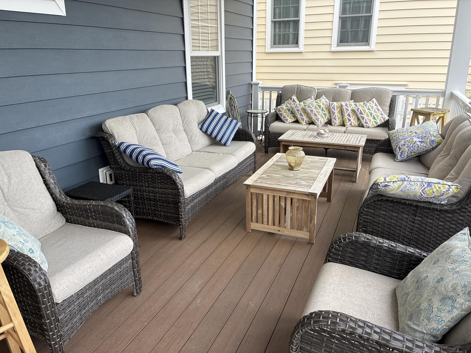 Joyside Outdoor Patio Couch, 3 Seater Outdoor Wicker Sofa with High Back, Deep Seating, Wide Armrest, Thickened Cushions, Patio Sofa for Deck, Porch Use customer photo 2