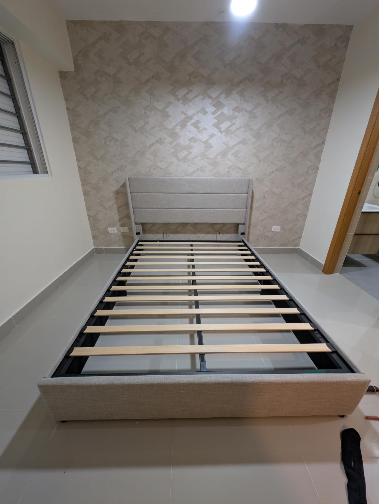 Allewie Queen Size Lift Up Hydraulic Storage Bed Frame Light Beige, Wingback Headboard, No Box Spring Needed customer photo 2