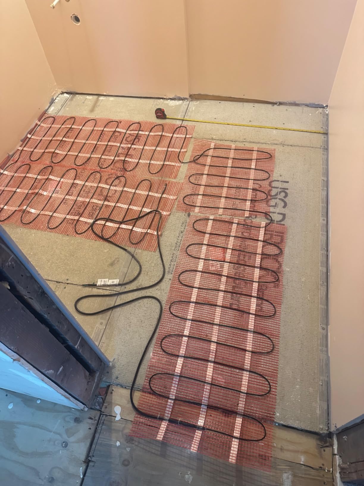 VEVOR Floor Heating Mat, 20 Sq. ft, Electric Radiant in-Floor Heated Warm System with Digital Floor Sensing Thermostat, Includes Installation Monitor, Adhesive Back for Easy Installation on The Floor customer photo 2