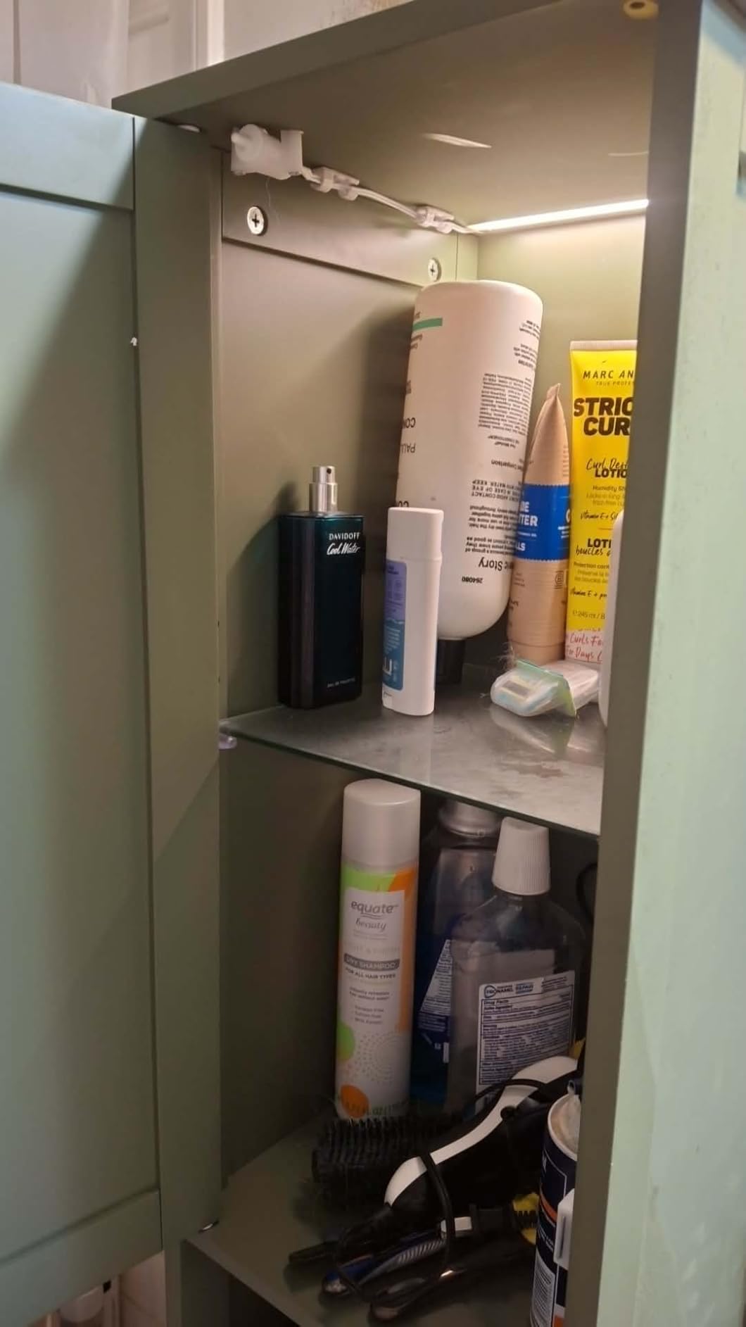 VASAGLE Tall Storage Cabinet with Lights, Slim Freestanding Cabinet with Adjustable Shelves, Cloud White customer photo 1