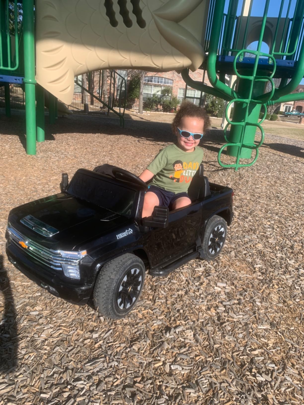 24V 4WD Ride on Toy, 2 Seater Licensed Chevrolet Silverado HD Kids Electric Car with Remote Control, Battery Powered 4x4 Truck for Boys Girls, All-Terrain Outdoor Vehicle with Bluetooth, White customer photo 2