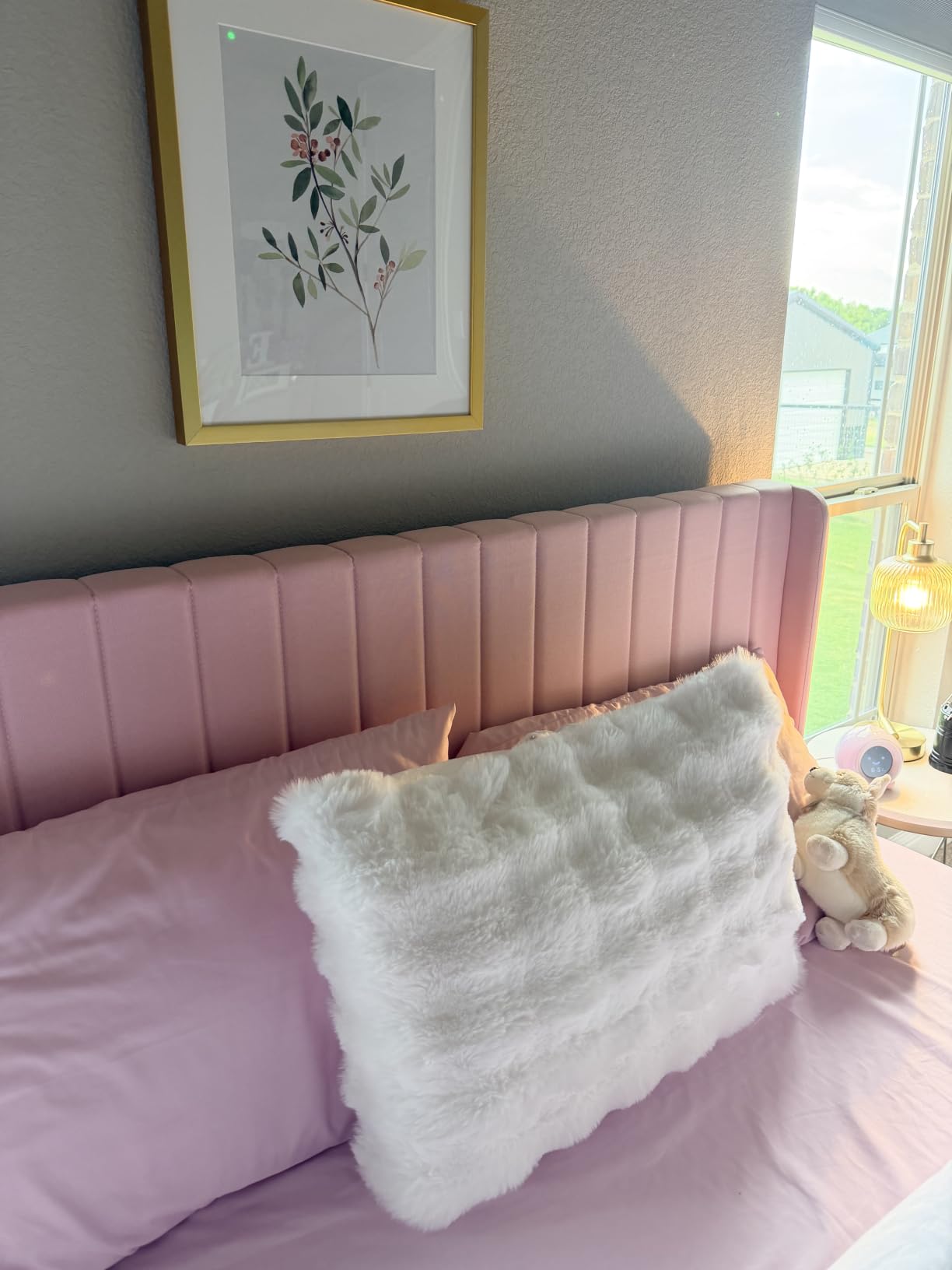 Yaheetech Queen Bed Frame with Headboard, Ivory Channel-Tufted Platform, Upholstered Linen Blend Fabric customer photo 1