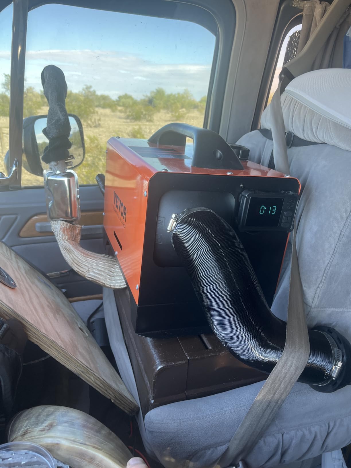 VEVOR Diesel Heater, 12V All-in-one Diesel Air Heater with Remote Control and LCD Display, 5L Fuel Tank Fast Heating Portable Diesel Parking Heater for RV, Truck, 8KW, Upgrade - APP Control, Orange customer photo 2