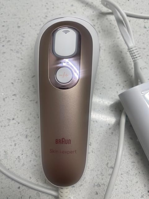Braun Skin i-Expert Smart IPL PL7219 at Home Laser Hair Removal with App, Premium Pouch, Venus Razor, 2 Smart Heads, Facial Trimmer customer photo 1