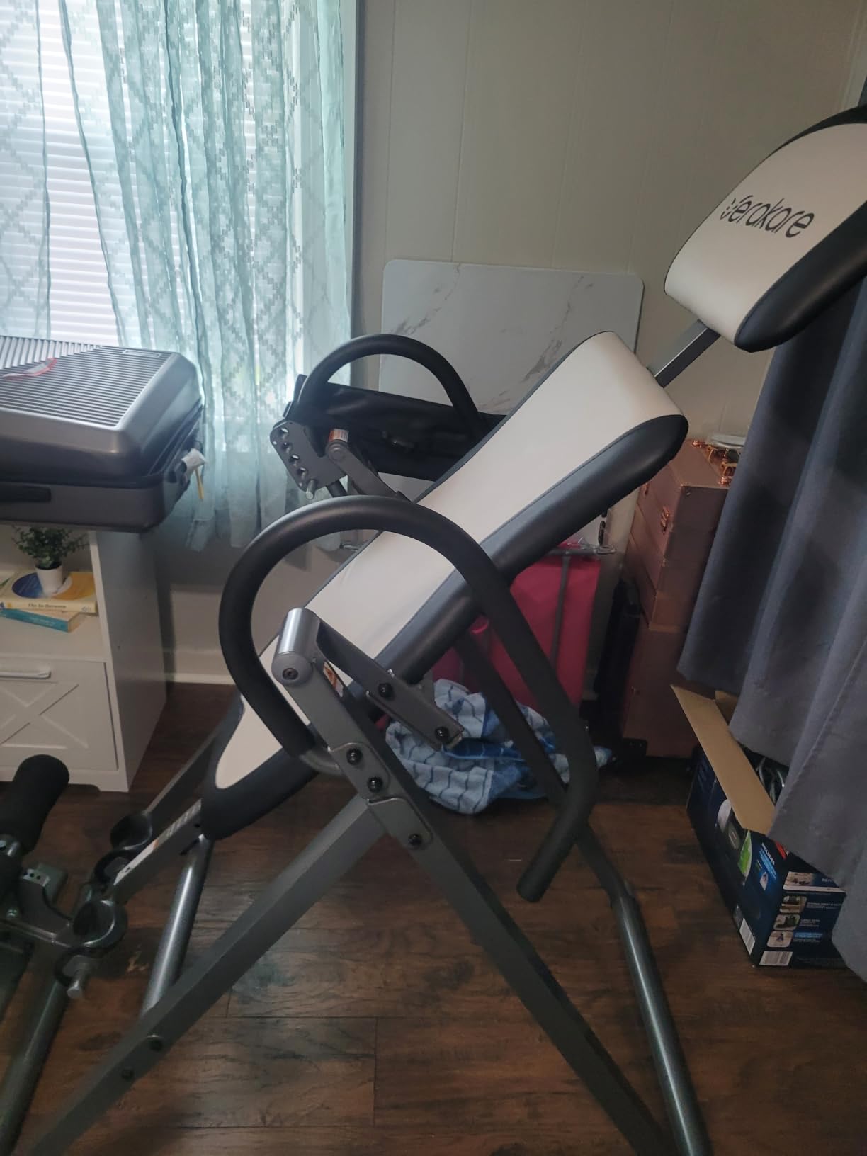 Innova ITX9550 Heavy Duty Inversion Table customer photo 2