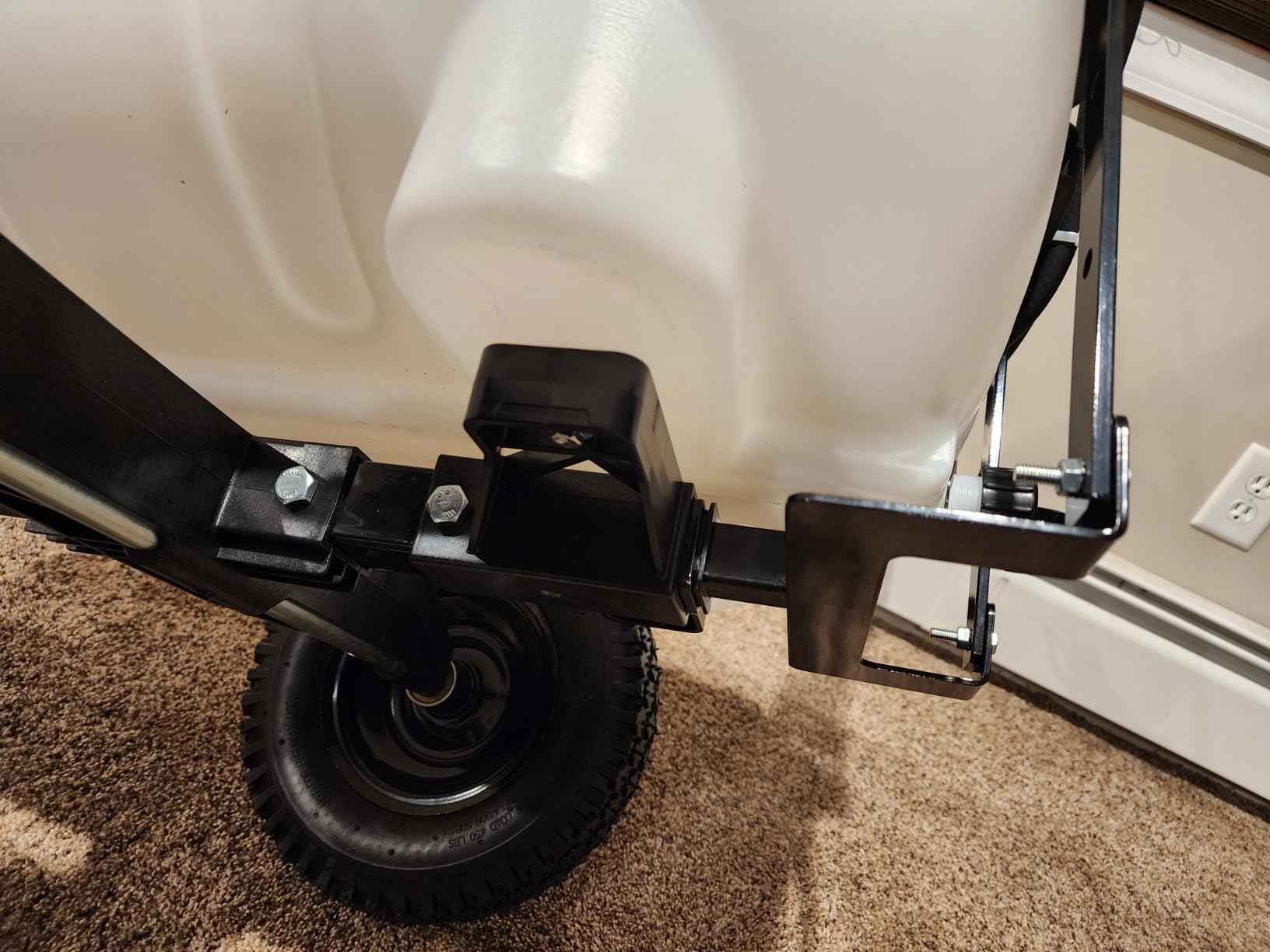 Chapin 97664 15-Gallon Tow-Behind 2.5GPM/12V EZ Mount Deluxe Multi-Purpose ATV/UTV Tank Sprayer customer photo 1