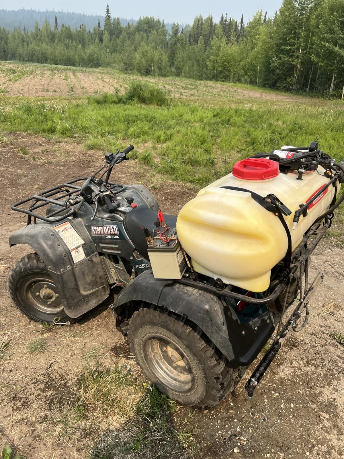 CHAPIN 25-Gallon Tow-Behind ATV Sprayer with 2-Nozzle Boom, Triple Filtration customer photo 2