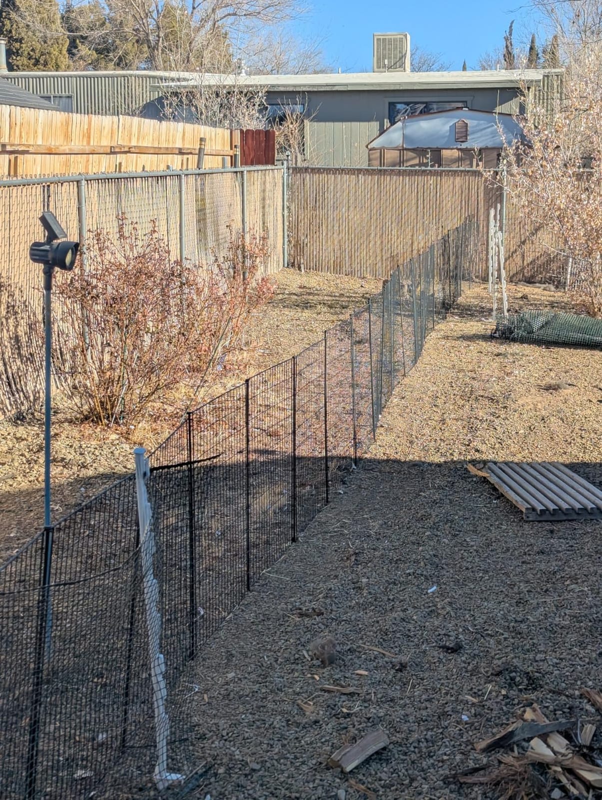 10 Panels Garden Fencing Animal Barrier, 33 in(H) X 24 ft(L) Dog Fence Outdoor for Yard Rustproof No Dig Decorative Tall Garden Fence Metal Wire Panel Border Patio Rabbit Temporary Ground Stakes customer photo 1