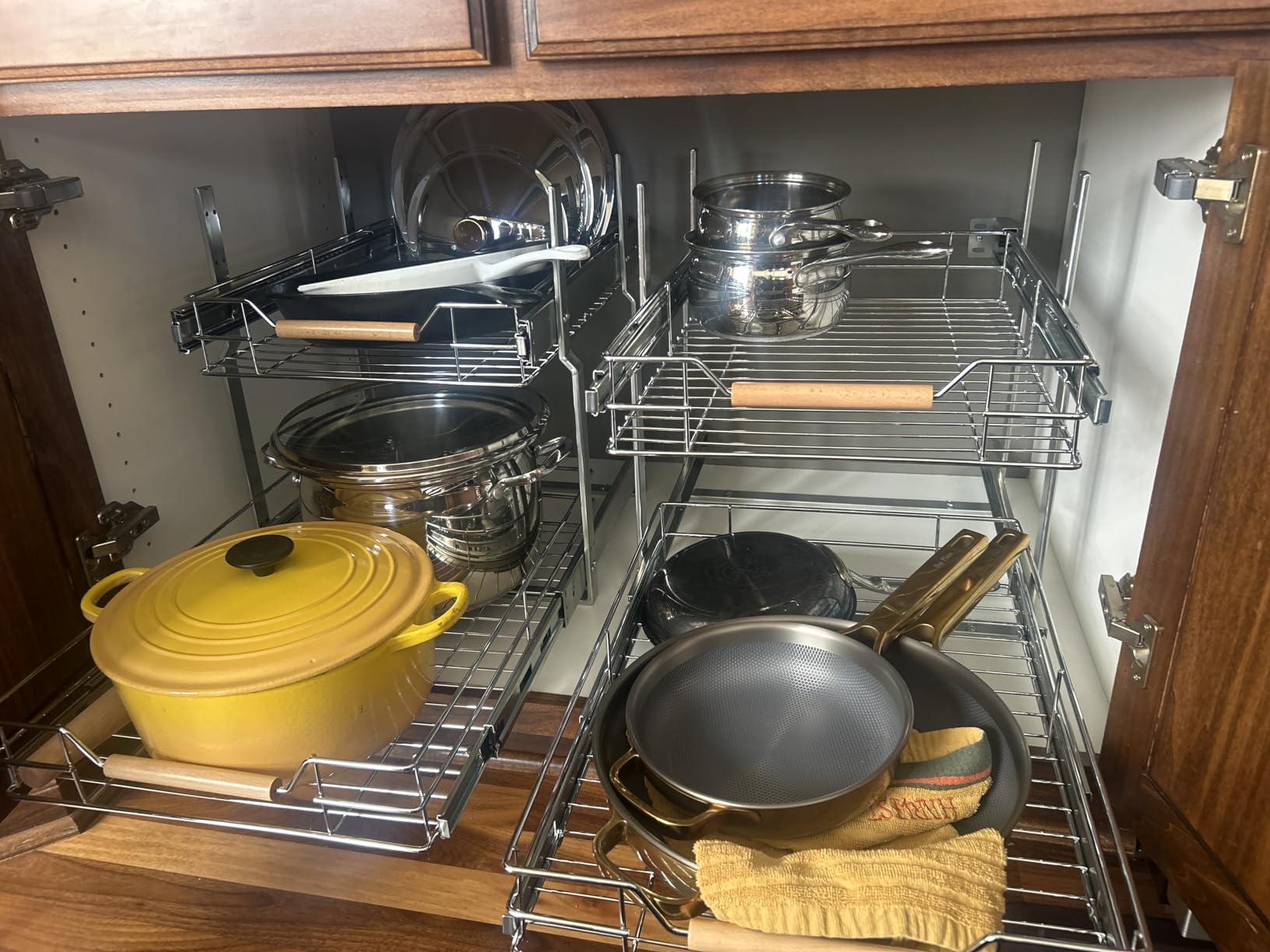 Pull out Cabinet Organizer, 15