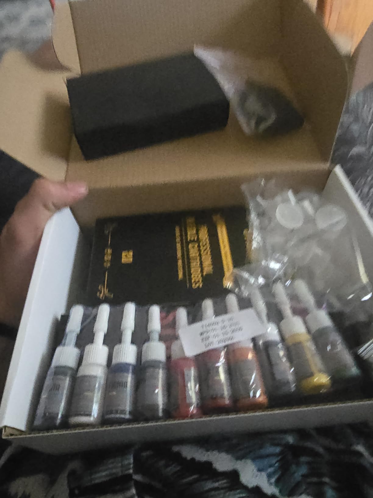 STIGMA Complete Wireless Tattoo Gun Kit, Tattoo Pen Machine with 2 Batteries, 20 Cartridge Needles, 10 Colors Ink, Practice Skin, Full Tattoo Supplies for Beginners & Artists STP35TI4002-9 customer photo 1