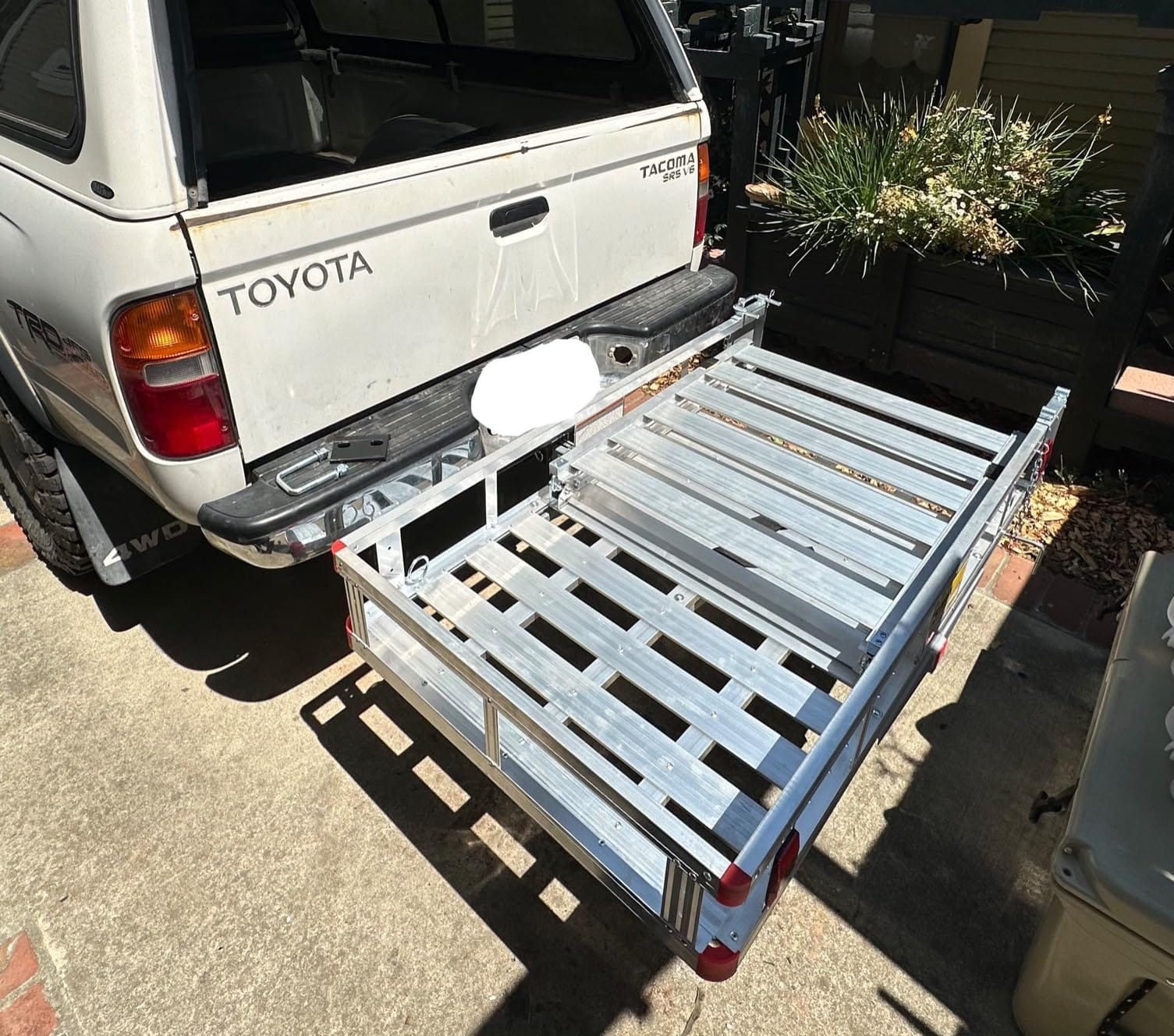 MaxxHaul 50945 Aluminum Hitch Mount Wheelchair/Mobility Carrier - 50