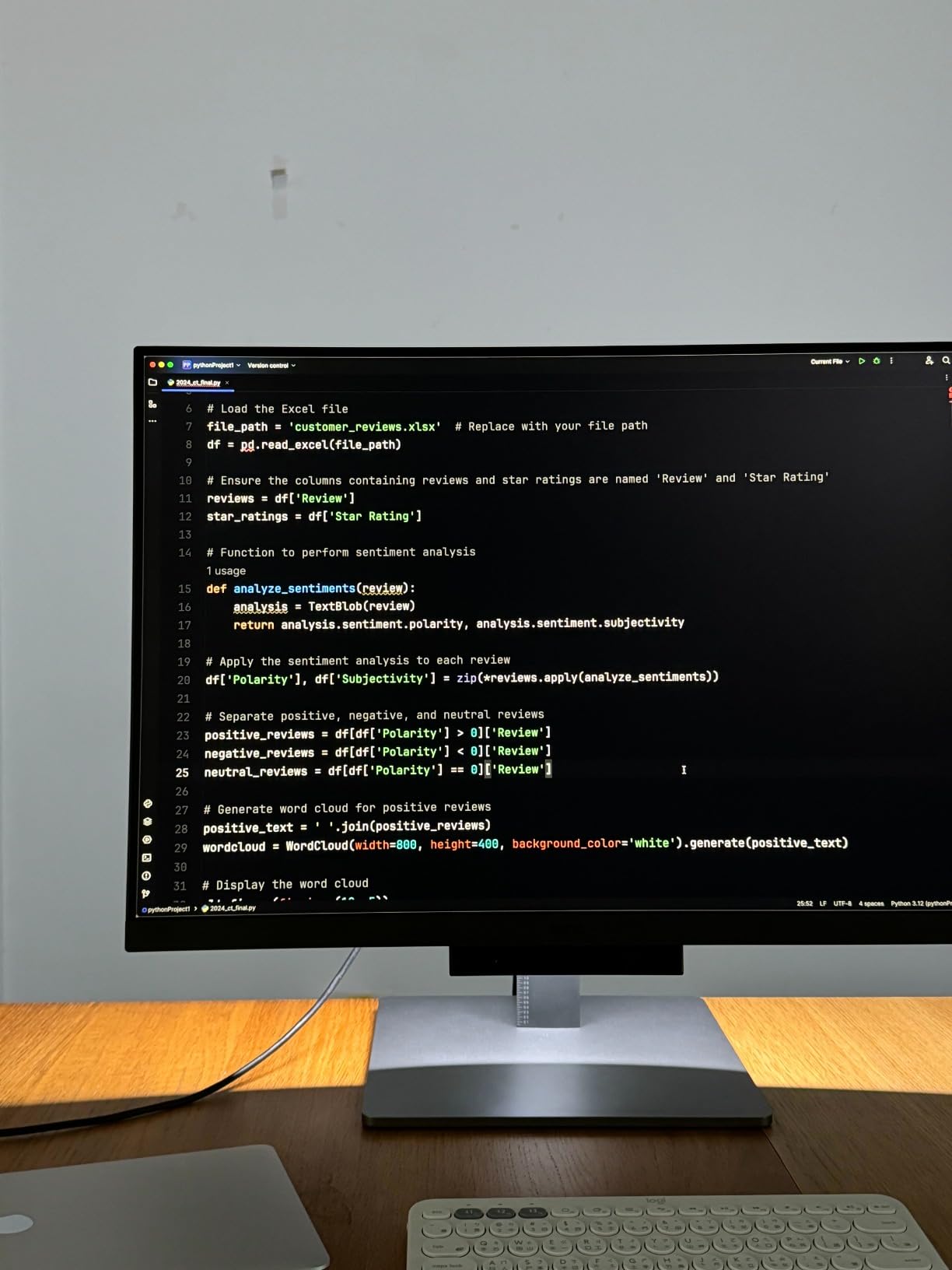 BenQ RD280U 28.2” 4K 3840x2560 3:2 Programming Monitor, Eye-Care, Nano Matte Panel, Coding Modes, MoonHalo Backlight, 90W USB-C, KVM, VESA Mount, Developer Monitor customer photo 2