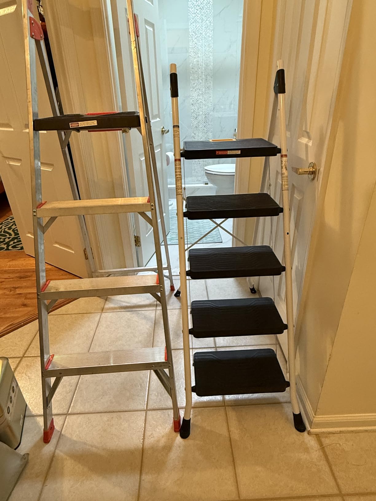 KINGRACK 4 Step Ladder, Folding Step Ladders for Home, 800lb Capacity, White | Step-ladder with Safety Lock Non-Skid Wide Pedals, and Handrail, Lightweight, Household Ladder for Home, Kitchen, Office customer photo 2