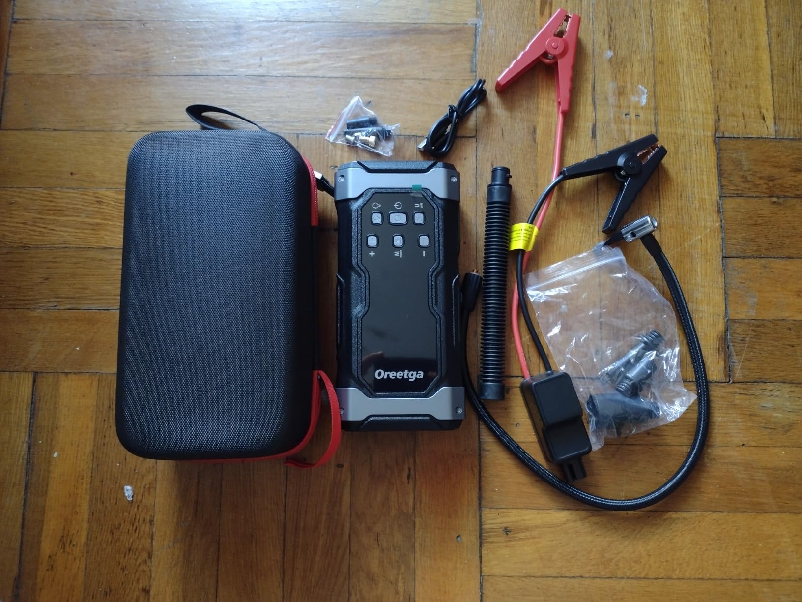 Upgraded 9000A Car Jump Starter with Air Inflator/Deflator Compressor, 9 in 1 Portable Jumper Box Power Pack Charger (All Gas/14L Diesel) Combo Cordless Air Pump for Tire Inflator & Large LCD Screen customer photo 1