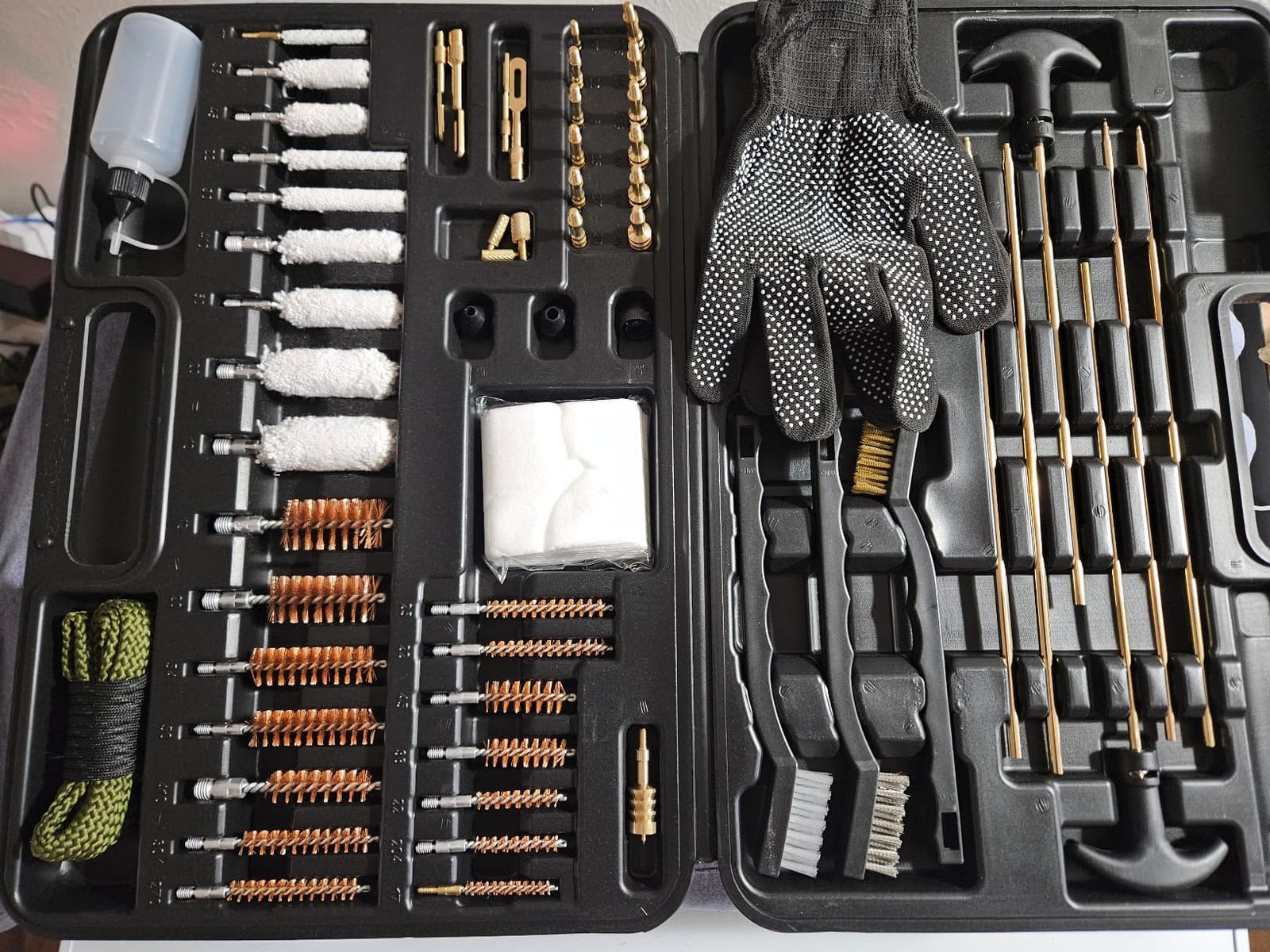 Elite Universal Gun Cleaning Kit for All Guns, Gun Brushes for Pistol Handgun Shotgun Rifle, Durable Brass Rods, 9mm Bore Rope, Oil Bottle, Brushes, Brass Jags, Carrying Case Gun Accessories for Men customer photo 2