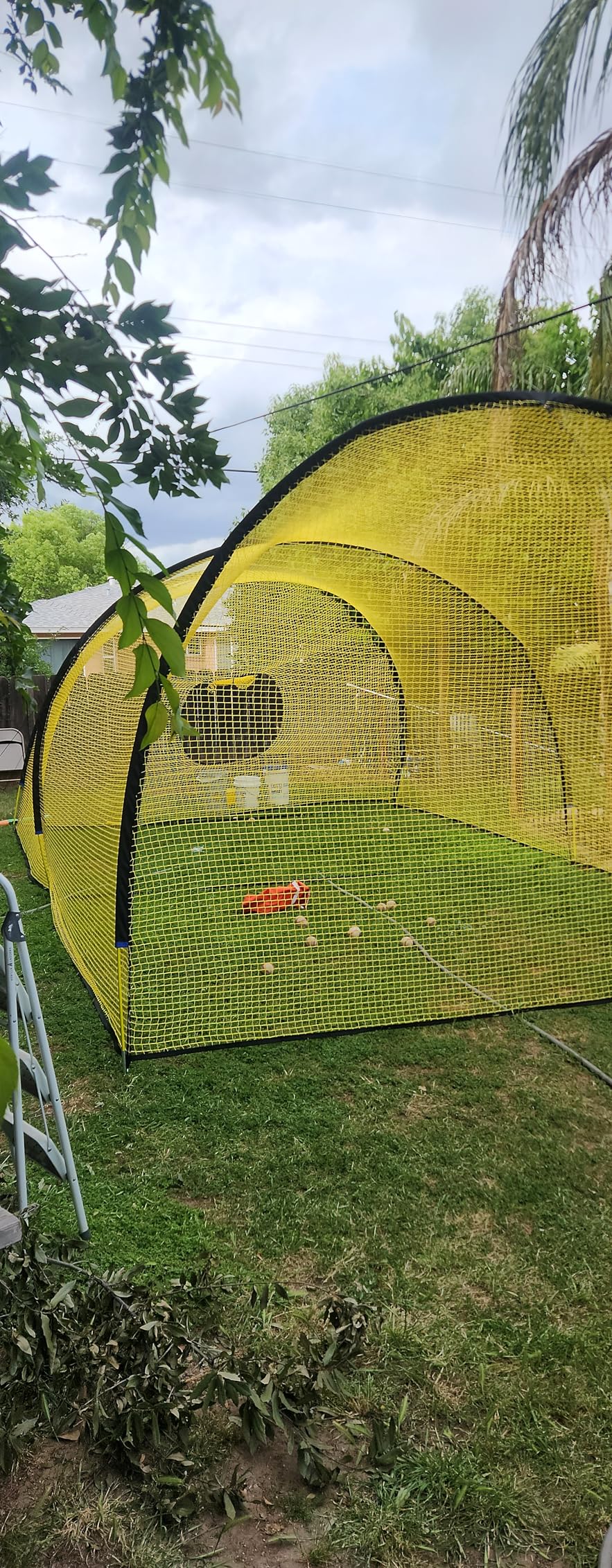 Portable 22ft x 12ft x 8ft Baseball & Softball Batting Cage with Pitching Machine Hole, 3ply 1.25'' Yellow Netting, Secure Steel Poles, 12.7MM Fibreglass Poles, Carry Bag Included customer photo 2