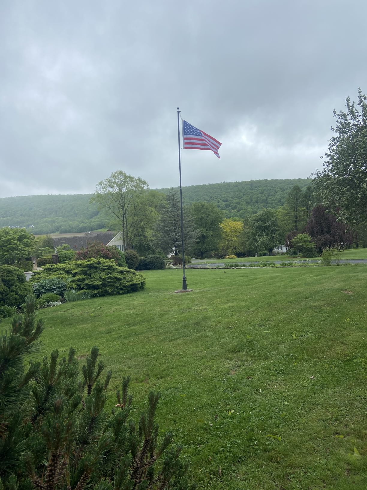 Heavy Duty 20 FT Flag Pole 100MPH Wind Test for Outside House | 12Gauge 95HBW Hard Aerospace Aluminum, In-Ground Flagpole Kit customer photo 1