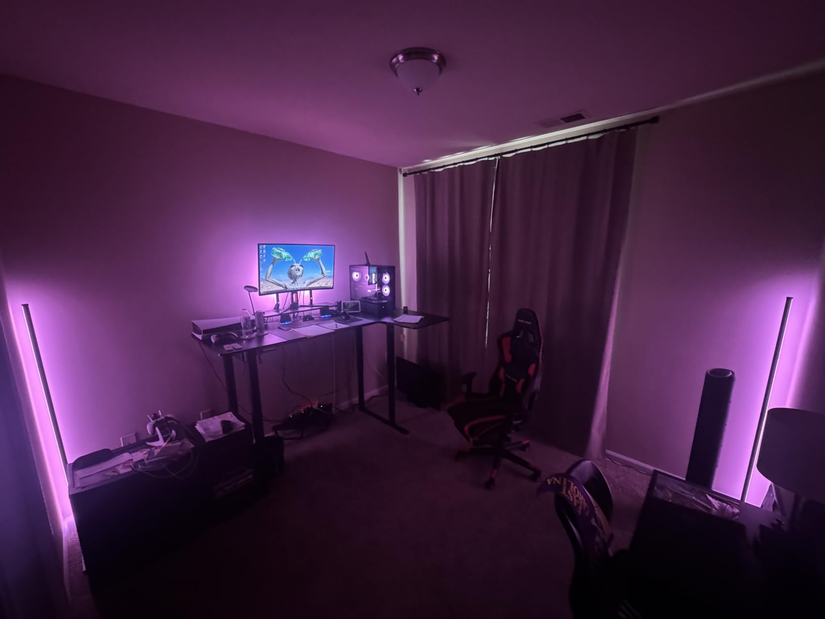 Tyute Corner Floor Lamp, RGB LED Corner Lamp with Music Sync, Smart App and Remote Control Color Changing Ambience Light, LED Lamp with 16 Million Colors for Bedroom, Living Room Gaming Room customer photo 1