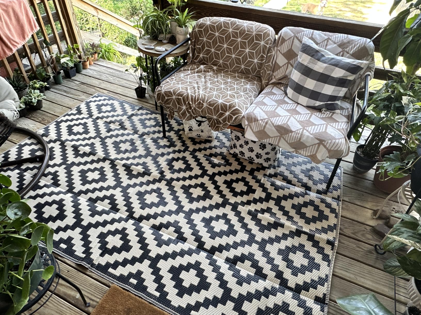 Smiry Outdoor Rug 5x8 Indoor Outdoor Rug Reversible Boho Stripe Waterproof Plastic Straw Rug for Patio Deck Porch Balcony RV Easy Clean Lightweight Portable customer photo 1