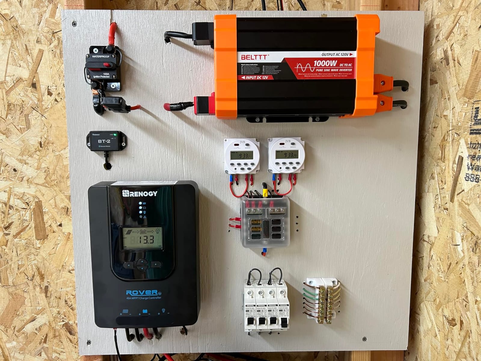 BELTTT 1000Watt Pure Sine Wave Inverter 12V DC to 120V AC, 2000W Peak | LCD Display, Dual AC Outlets, 5V 2.1A USB, Power Inverter for RV, Truck, Off-Grid Solar Inverter 12V to 110V Converter customer photo 1