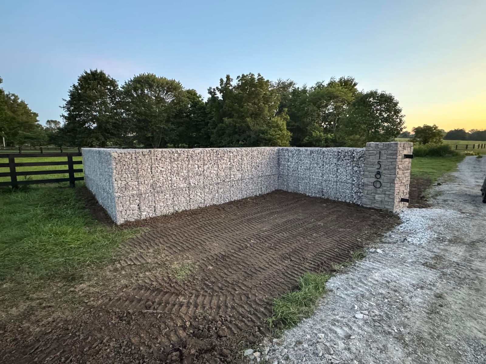 vidaxl Gabion Basket with Cover - Versatile Outdoor Decoration/Structure - Galvanized Iron - 78.7