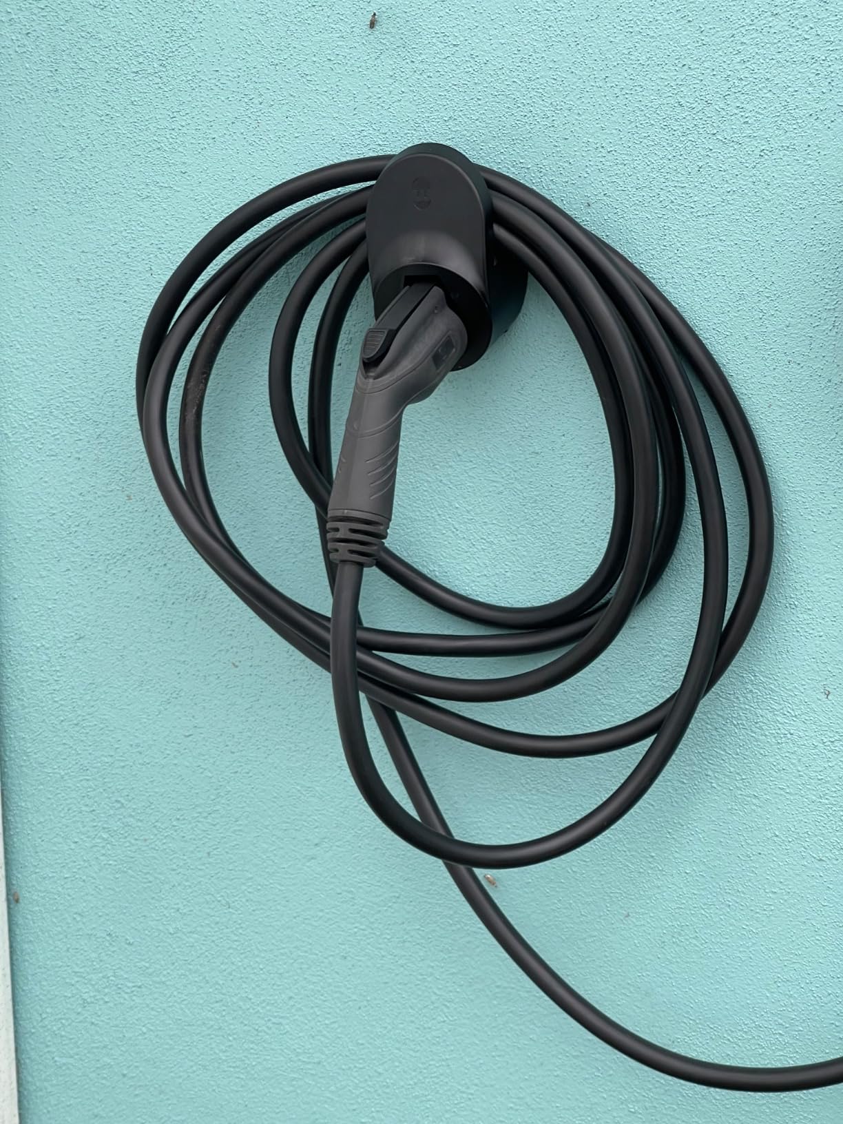 Wallbox Pulsar Plus Level 2 EV Charger 48A, Electric Car Charger EVSE J1772, Hardwired 48 Amp EV Charger Level 2, Electric Vehicle Charging Station Solar Energy Compatible, 25ft Cable, Outdoor & Indoor customer photo 1
