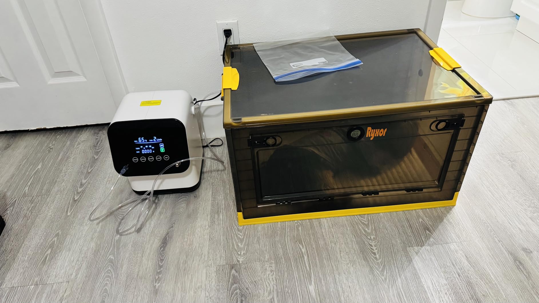 Pet Nebulizer Nest, Cat & Dog Oxygen Chamber, Small Pet Oxygen Inhalation Box (Gray, Intermediate) customer photo 2