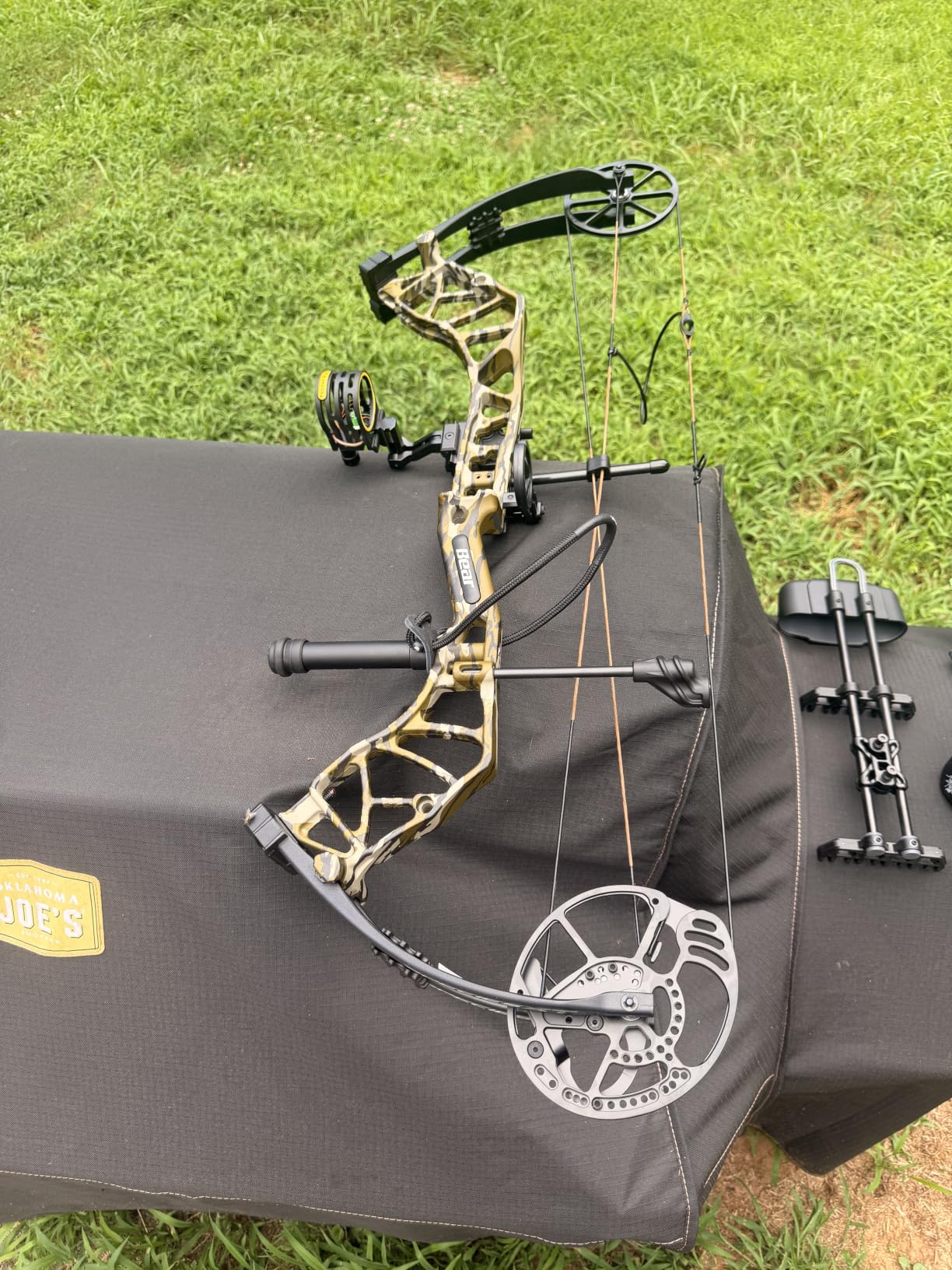 Bear Archery Species XT Ready to Hunt Compound Archery Bow customer photo 1