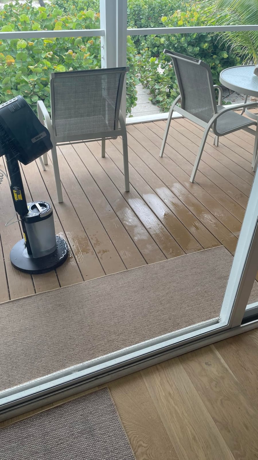 Shark FlexBreeze Pro Mist 2-in-1 Fan with Integrated Mist, Charcoal, FA302 | Corded/Cordless, Pedestal to Tabletop, up to 24-Hr Battery, up to 70 Ft of Power, 5 Speeds, with Integrated Misting Tank customer photo 2