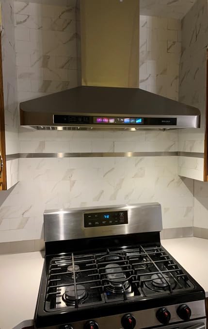BRANO Wall Mount Range Hood 900 CFM 30 Inch, Voice/Gesture/Touch Control, Ducted/Ductless Convertible, 4-Speed Fan, LED Lights, Timer & Delay Shutoff, Charcoal Filter Included customer photo 1