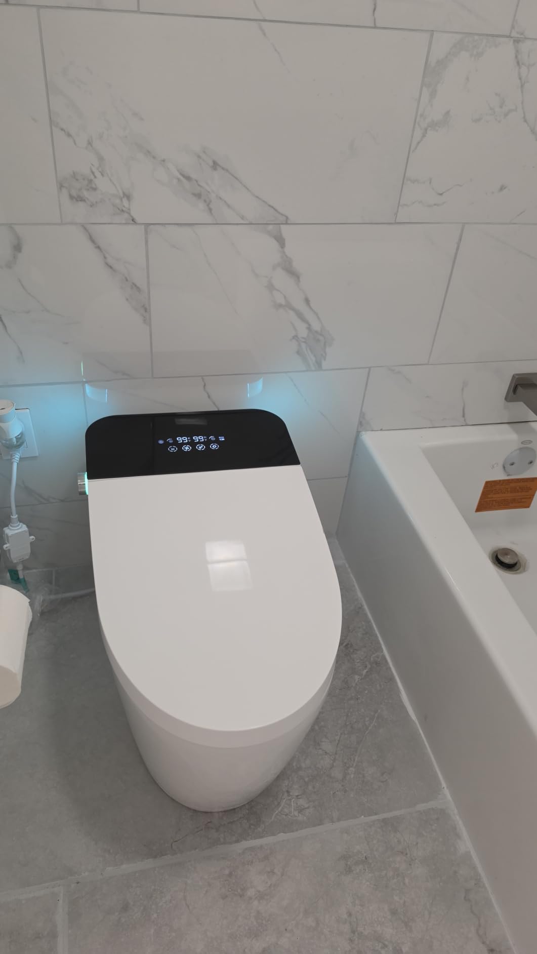 TDH Luxury Smart Bidet Toilet, Bidet Toilet with Larger LED Display, One Piece Toilet with Heated Bidet Seat, Leave Seat Auto Flushing, Foot Sensor Operation & Night Light customer photo 1