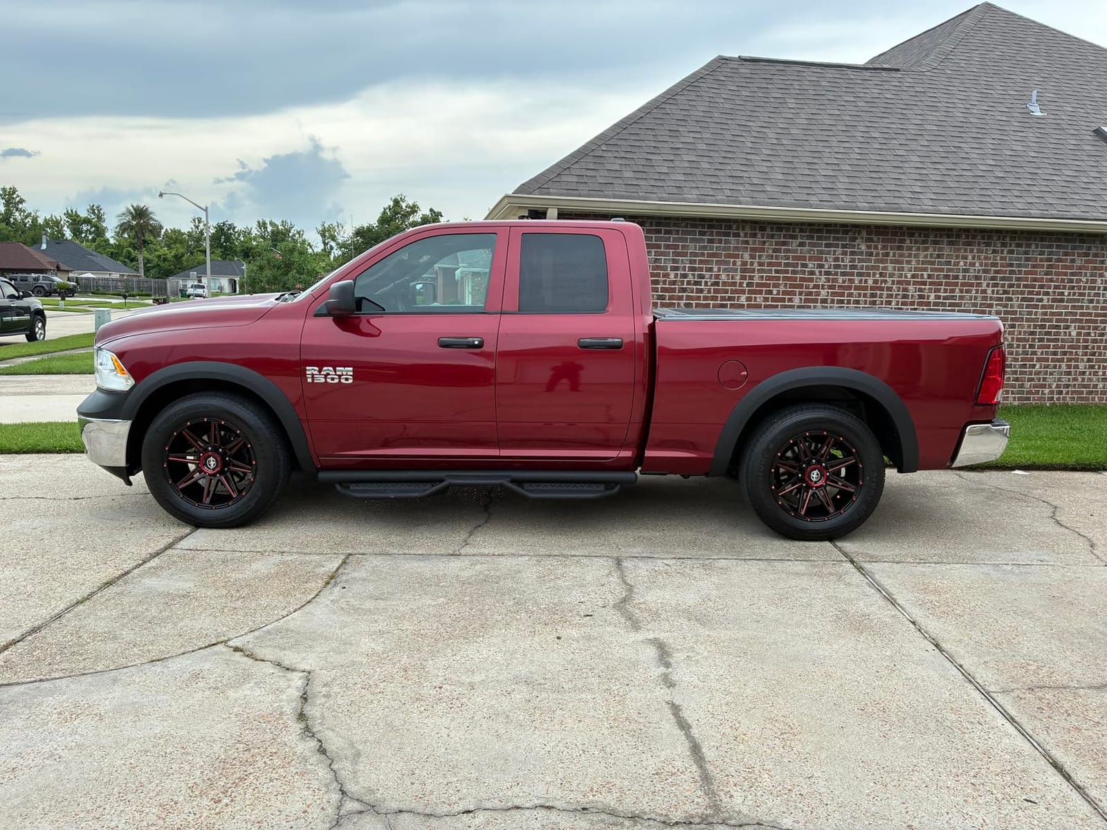 Running Boards Side Steps Compatible with 2024 2025 2026 Toyota Tacoma Double Cab & Crew Cab, Two Stair Design Side Rails Nerf Bar Rock Sliders, Heavy-Duty Carbon Steel (4 Full-Size Doors, 76MM) customer photo 2