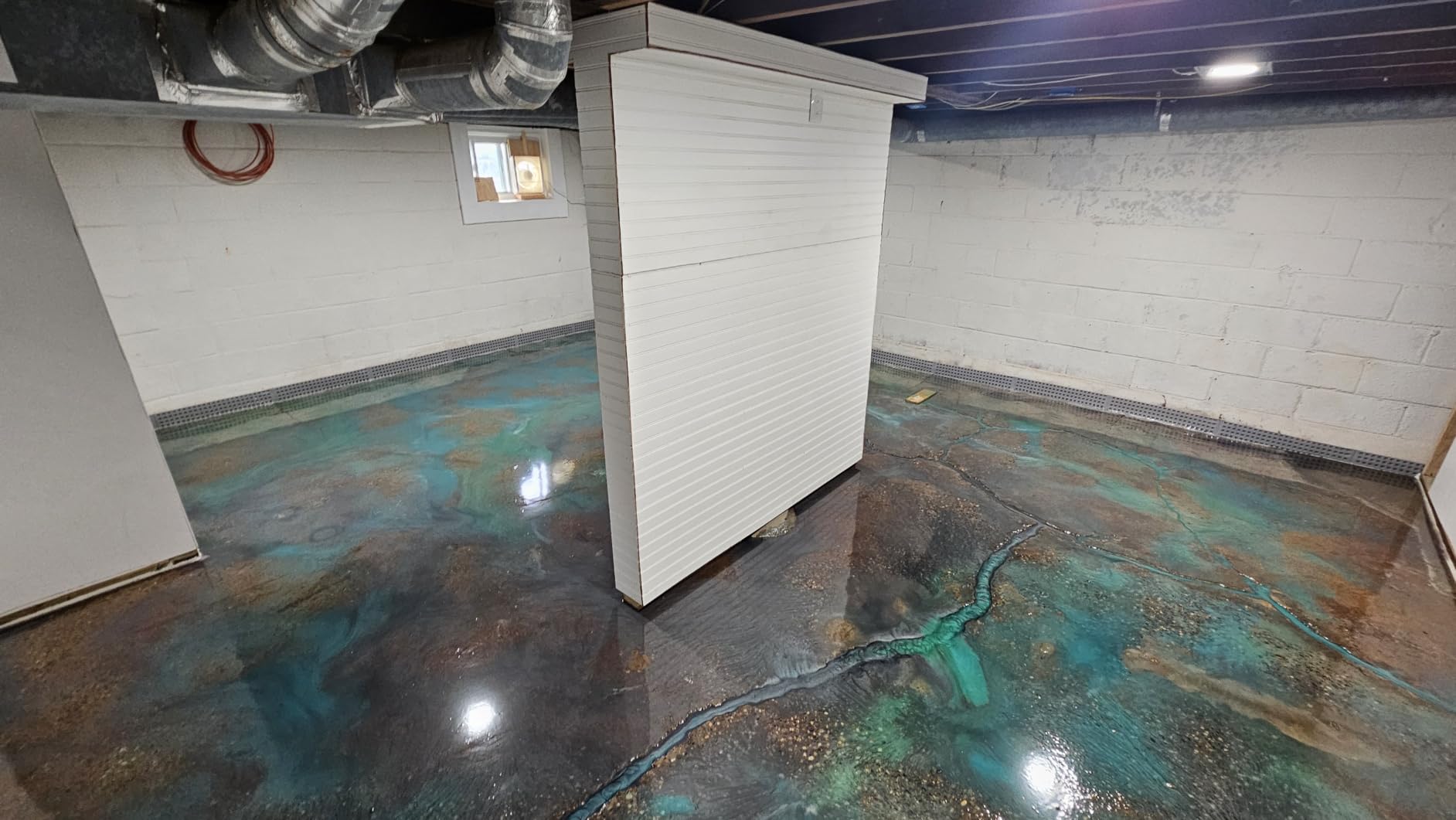 McKinnon Epoxy Resin Garage Floor & Concrete Coating Kit, 100% Solids, Zero VOCs, Durable High Gloss, Commercial & Residential (4 Gallon) customer photo 1