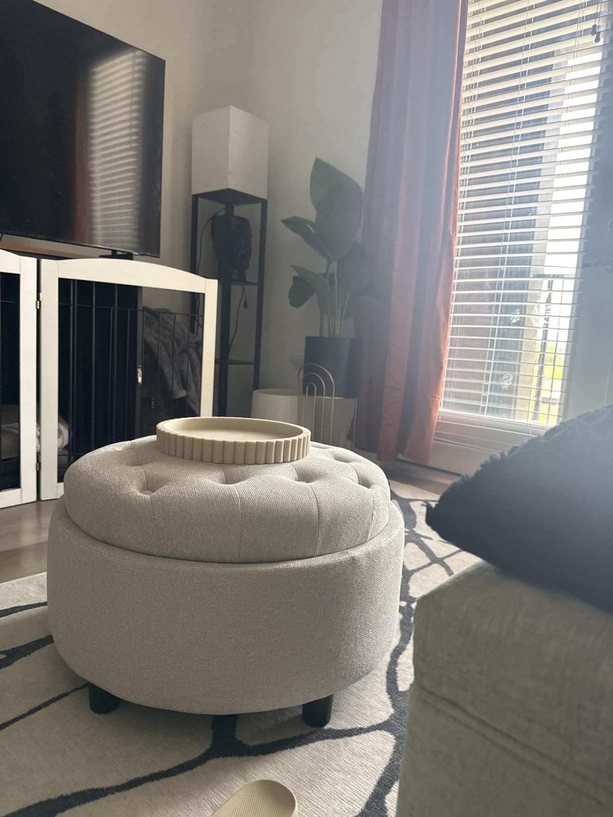 COLAMY Fabric Round Storage Ottoman with Reversible Tray Lid - Multi-Functional Footrest, Hidden Storage, Sturdy & Stylish Small Coffee Table for Living Room, Bedroom, or Entryway (Beige) customer photo 1