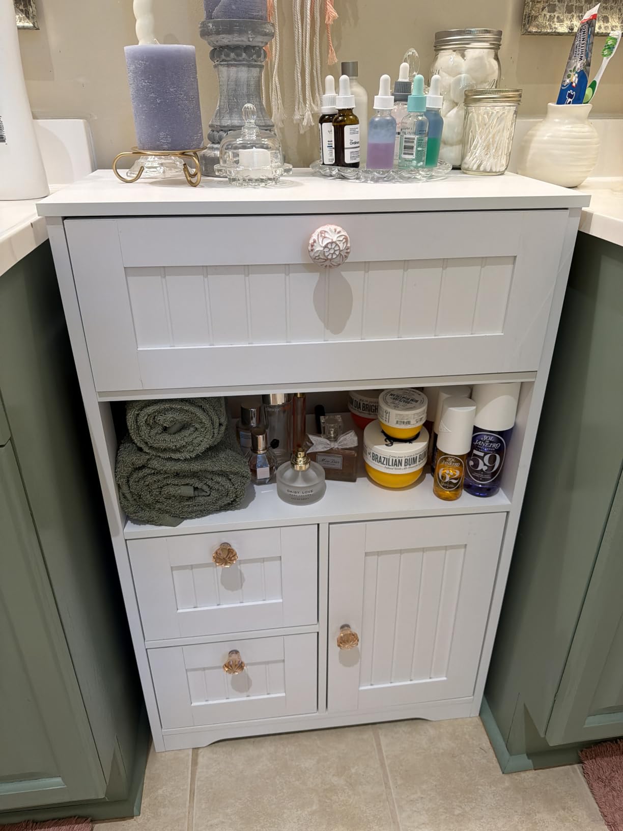 GRUSIGN Bathroom Cabinet, Modern Bathroom Floor Storage Cabinet Organizer with 1 Door and 3 Drawers, White customer photo 2