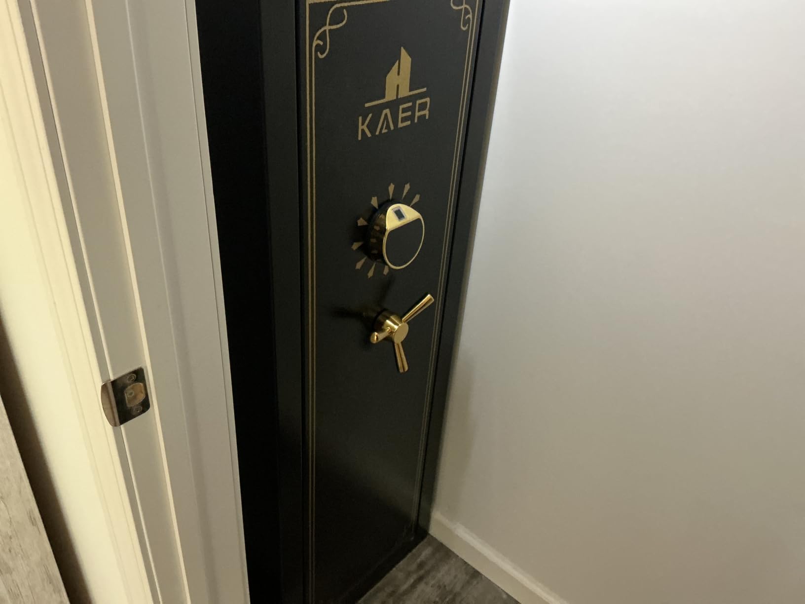 KAER 15 Gun Safe Assembled - Fingerprint Biometric Gun Safe for Rifles and Pistols, Long Rifle Safe Large Gun Cabinet customer photo 1