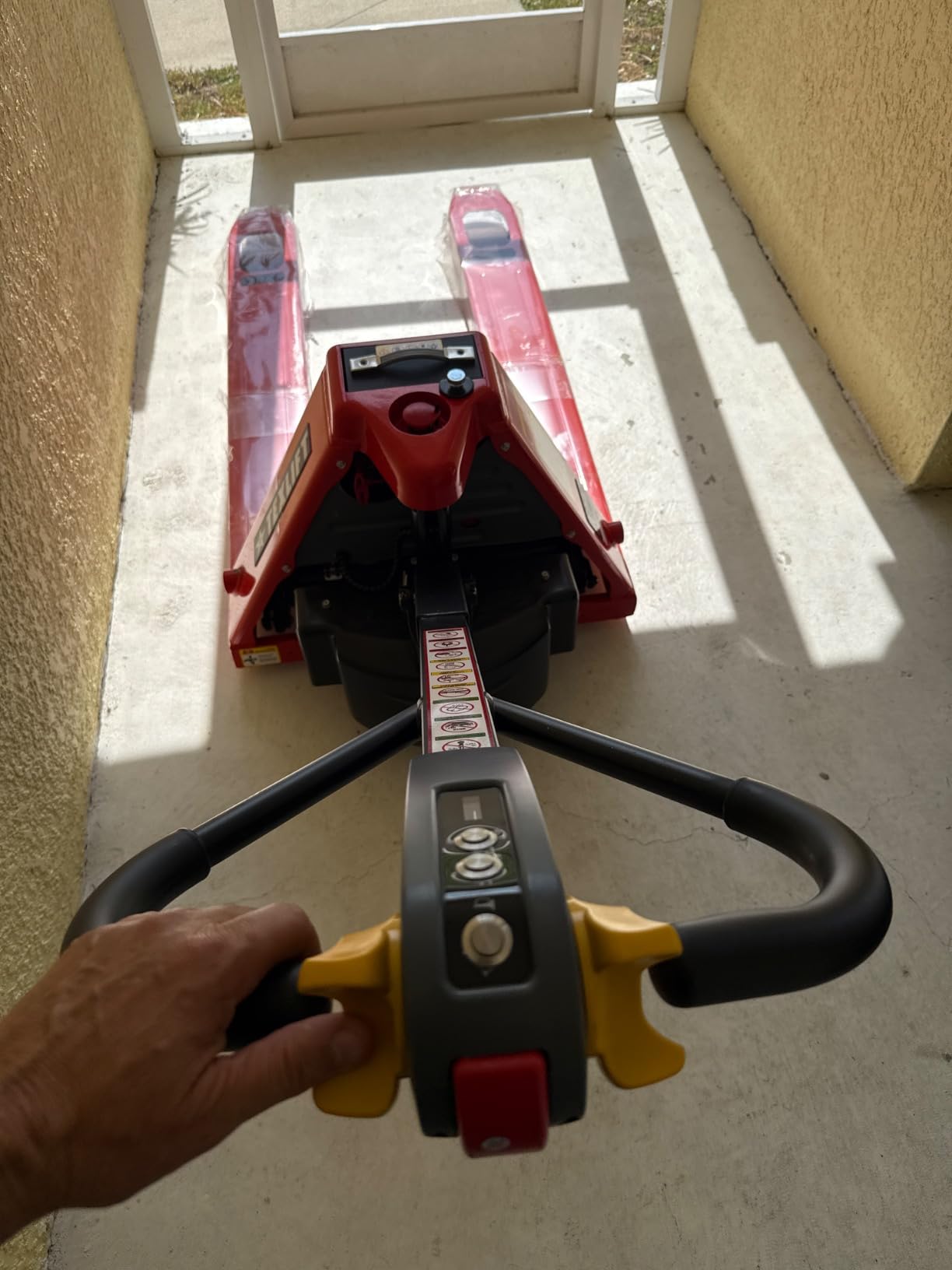 Full Electric Power Pallet Jack - Standard Duty Pallet Truck 3300 Lb Capacity, 48