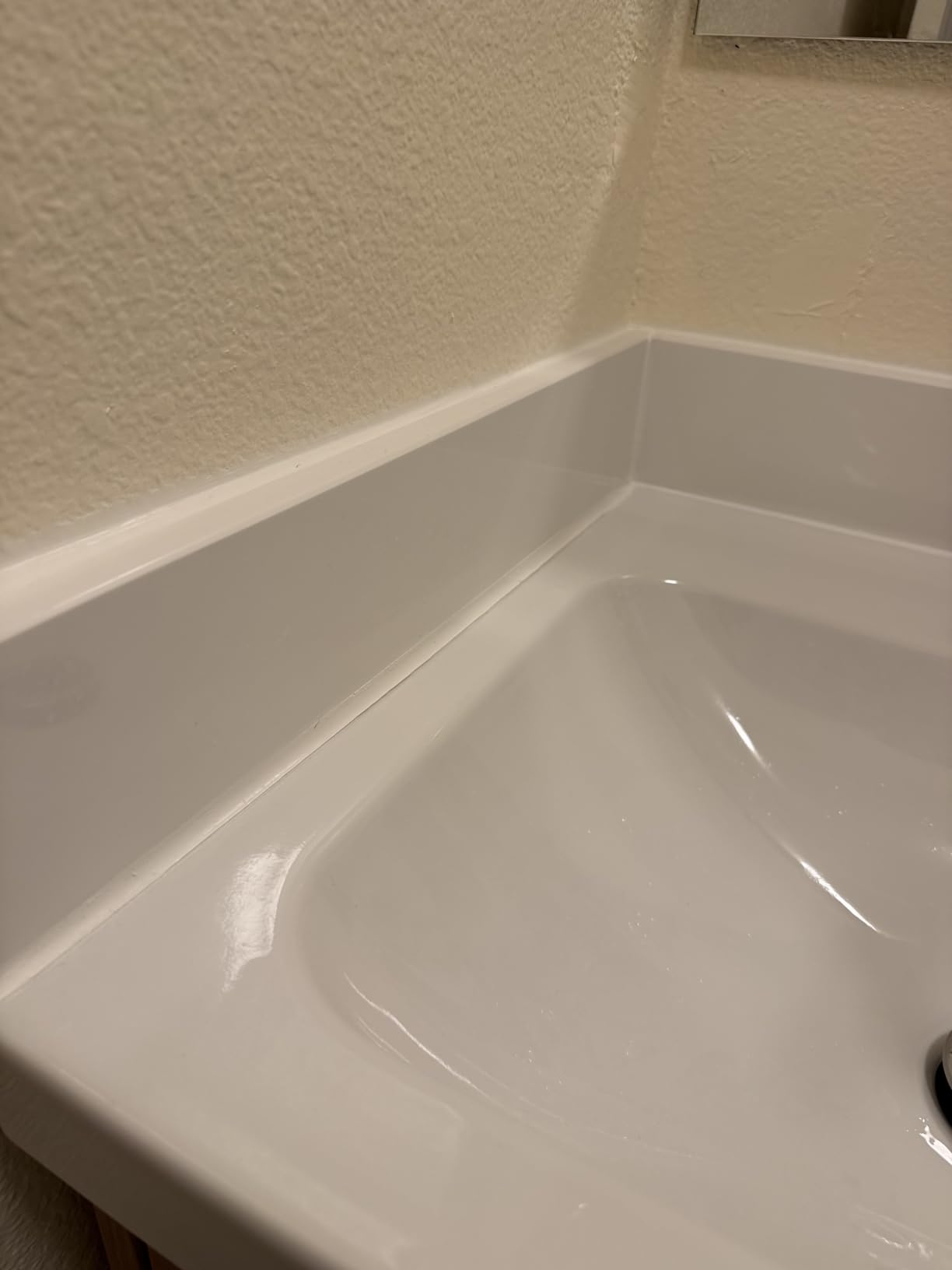 Bathroom Vanity Sink Backsplash/Sidesplash (Super White Engineered Marble, 4