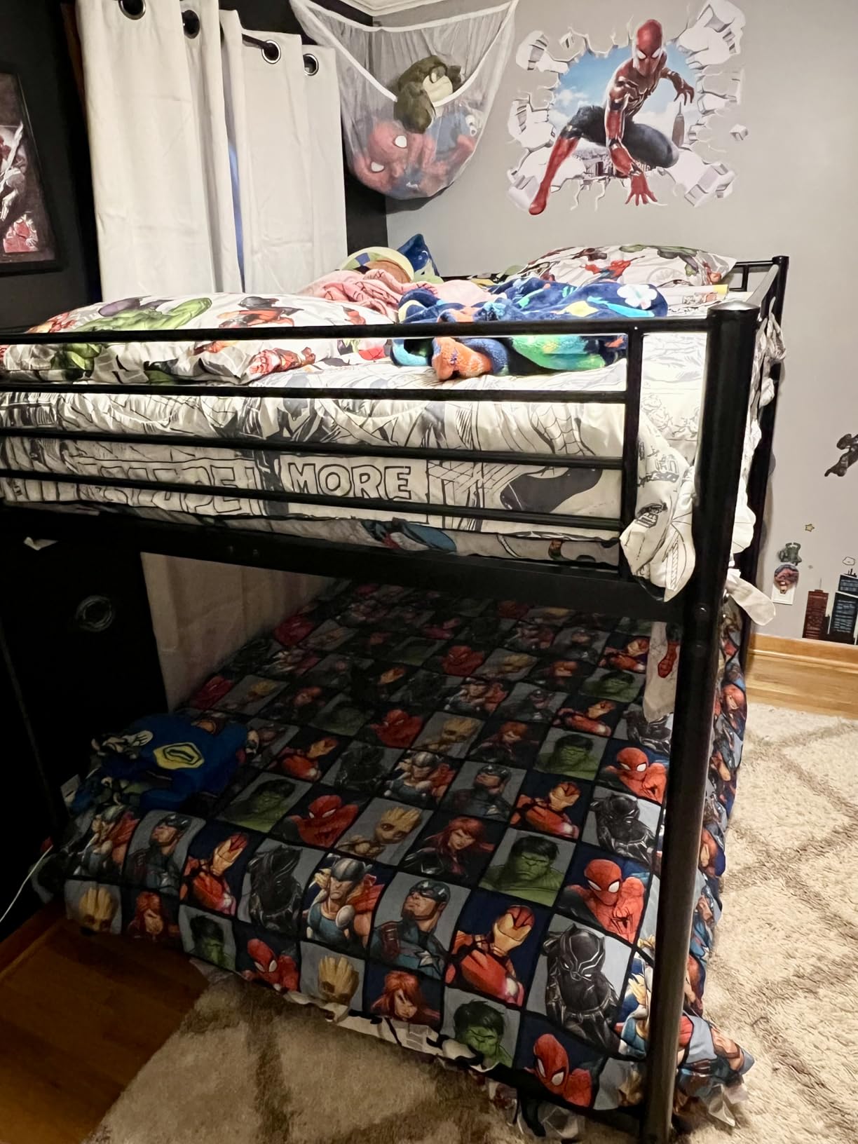 Metal Twin Over Full Size Bunk Bed for Adults & Kids, Twin Over Full Bunk Beds, Low Profile Bunkbeds with Length Guardrail and Ladder, No Box Spring Needed, Space Saving, Black customer photo 1